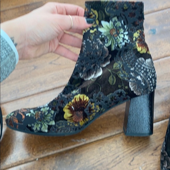 Hispanitas bootie - Picture 3 of 5